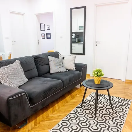 Apartment Wake Up For 4 Belgrado Esterno foto